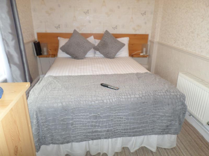 Bedroom 2, The Wescoe Guesthouse, Blackpool