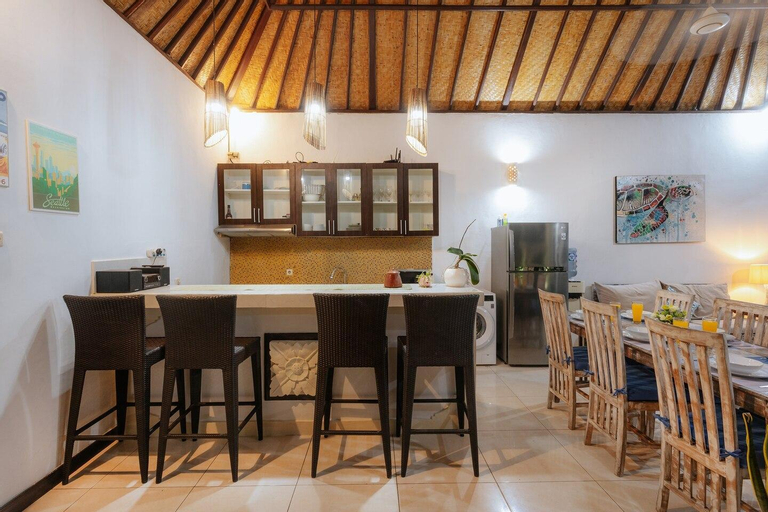 Food & Drinks 5, VILLA PENNY - 3 Bed Private Pool Villa in Seminyak, Badung