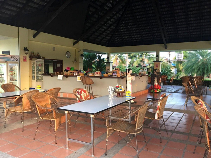 Food & Drinks 5, Bali Residence, Klaeng