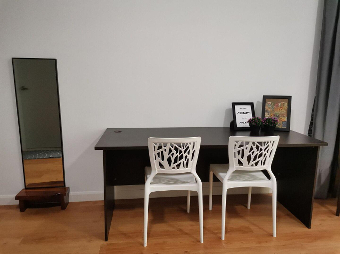 Others 4, Geniehome PoolView 3BR 100mbps@Utropolis Shah Alam, Shah Alam