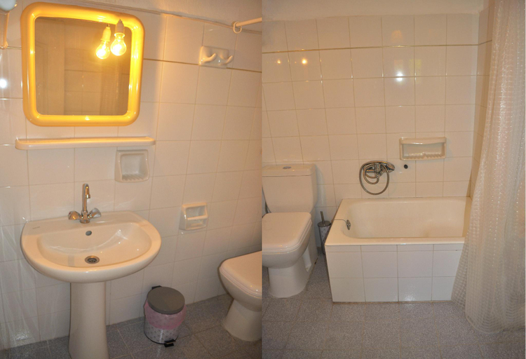Bathroom, Yannis - Holiday Apartments on Agios Gordios Beach in Corfu, Ionian Islands