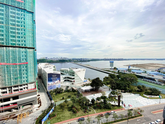 R&F Mall@UHA 4BR 7-9pax Luxury WiFi nearCS,SgCIQ, Johor Bahru