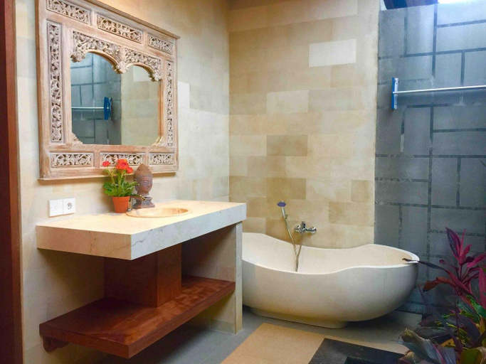Bathroom 4, Vila mahesa/sandat. 1.bedroom private pool in ubud, Gianyar