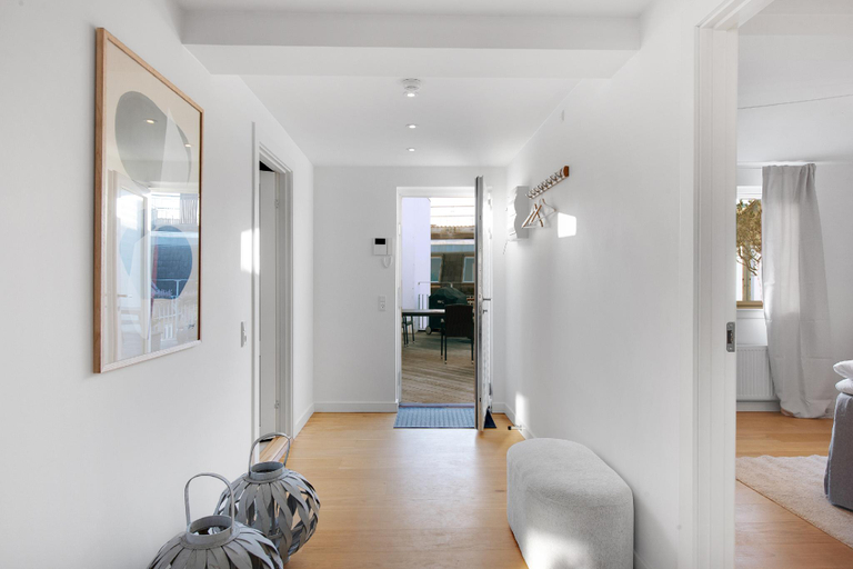 Others 3, Spacious Centrally Located Penthouse With a Terrace Close To Illum, Copenhagen