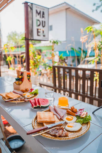 Food & Drinks, Ma-du-el zen resort (type Deluxe), Pattaya