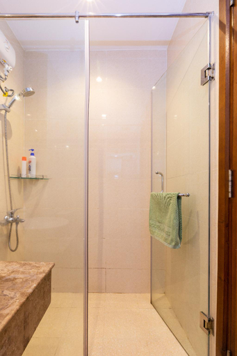 Bathroom 4, Tan Son Nhat airport- Sky center apartment, Tân Bình
