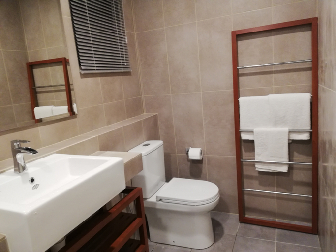 Bathroom, Hayfa Holiday Home @ Timur Bay, Kuantan
