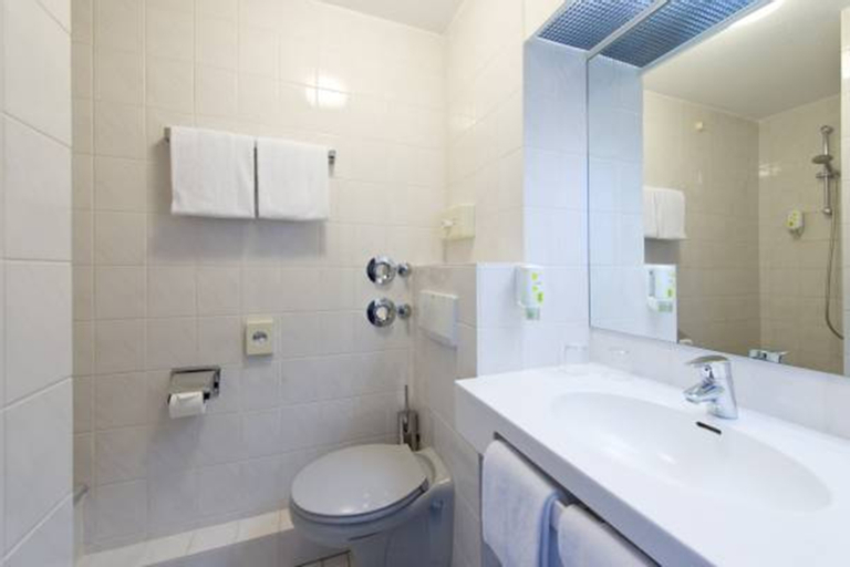 Bathroom 3