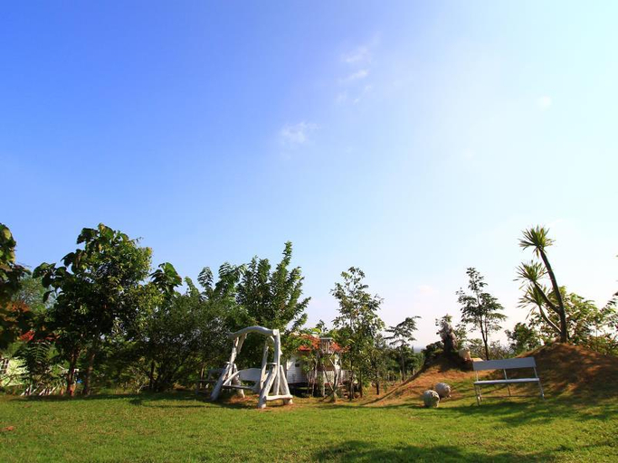 Others 4, Baanrai Areeya, Suan Phung