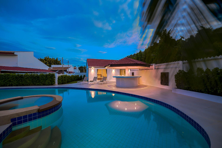 Sport & Beauty 2, Amazing Private 6 Bedroom Pool Villa (ED60), Hua Hin