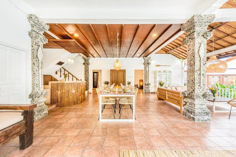 Others 4, Villa Berlin (6 BDR) with Pool and Garden, Badung