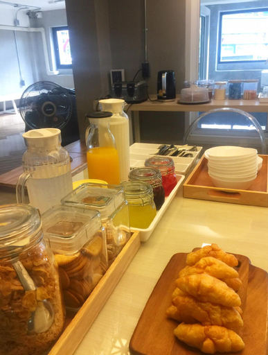 Food & Drinks, Siam Eco Hostel, Pathum Wan