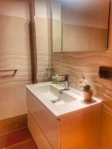 Bathroom 4, Brain Residence Laceno, Avellino