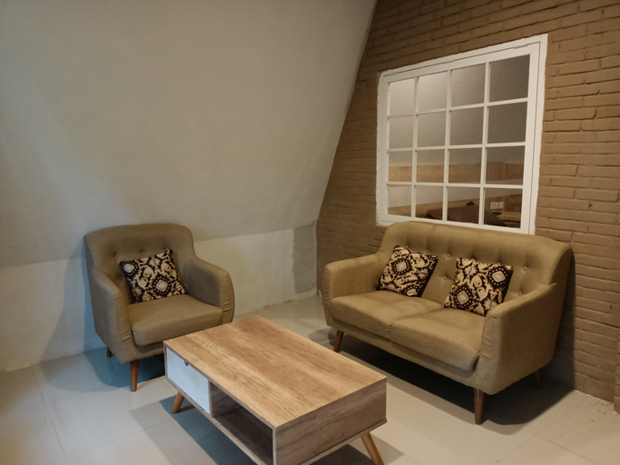 Bedroom 2, Pagupon Camp & Omah Segitiga Syariah (temporarily closed), Malang