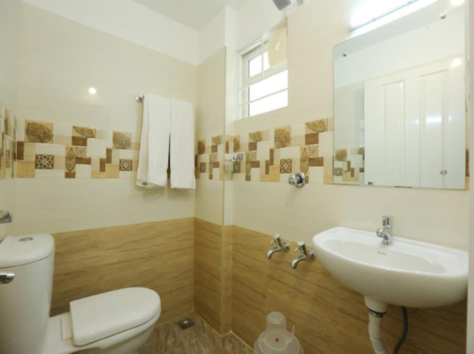 Bathroom 2, Swarna Residency, Ernakulam
