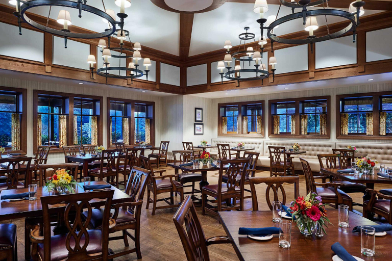 Food & Drinks 5, The Sewanee Inn, Franklin