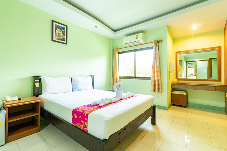 Bedroom 3, Khum Suk Resort, Hat Yai