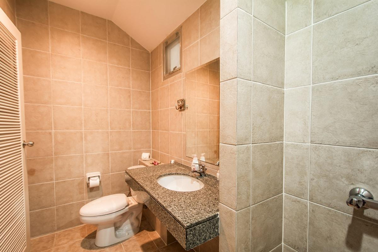 Bathroom 2, Villa Thailee, Mueang Krabi