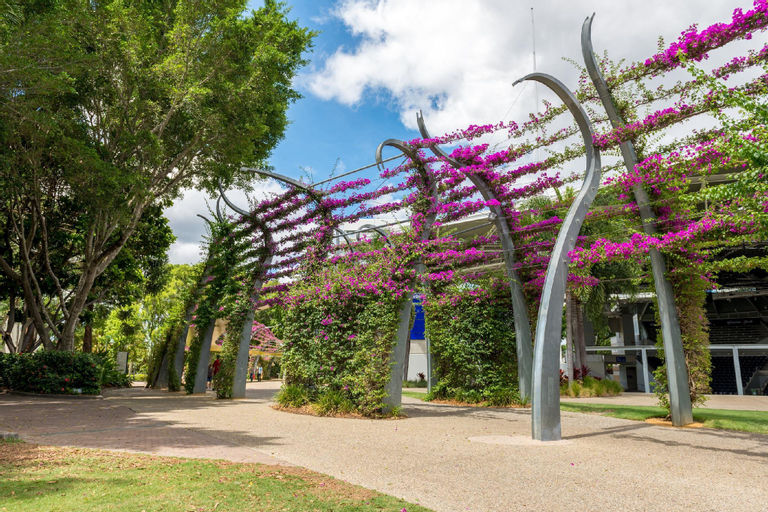 Nearby Landmark 3, Hillcrest Apartments, South Brisbane