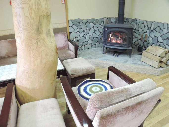 Public Area 2, Sendaiya, Hida