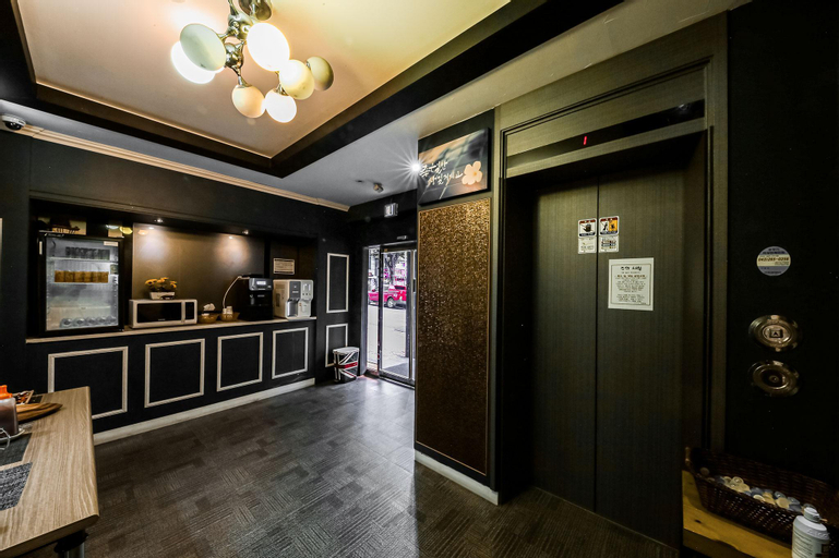 Manhattan Hotel, Cheongju
