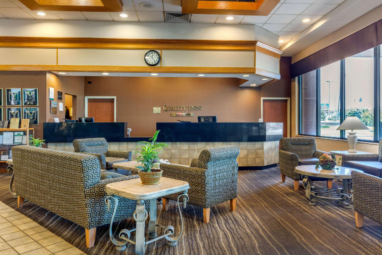 Food & Drinks 4, Quality Inn Exit 4, Montgomery