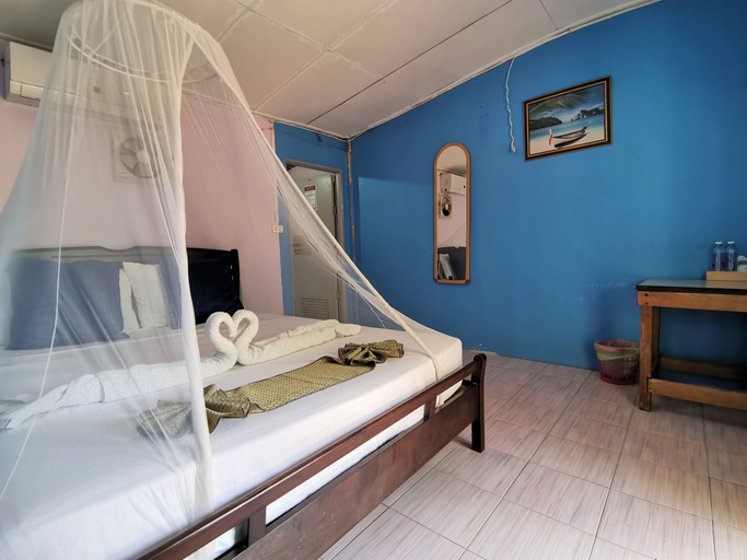 Bedroom 3, Klong Jark Bungalows, Ko Lanta
