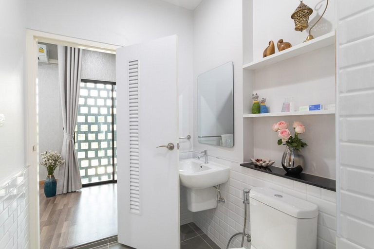 Bathroom 4, Villa 55  -  Water Slide Fun ★  , Saraphi