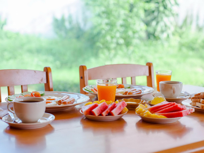 Food & Drinks 5, Klong Muang Sunset Hotel, Mueang Krabi