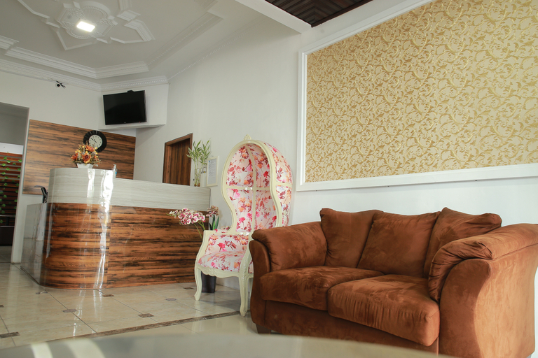 Others 4, OYO 90221 Makarim Guest House Syariah, West Kotawaringin