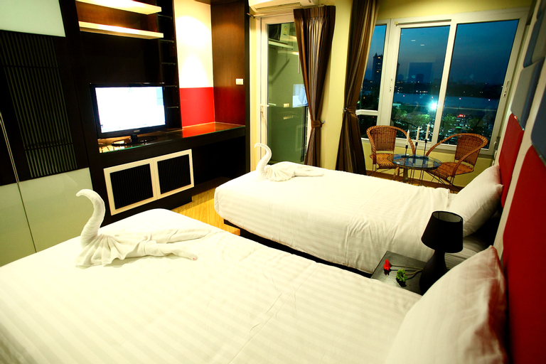 Bedroom 27