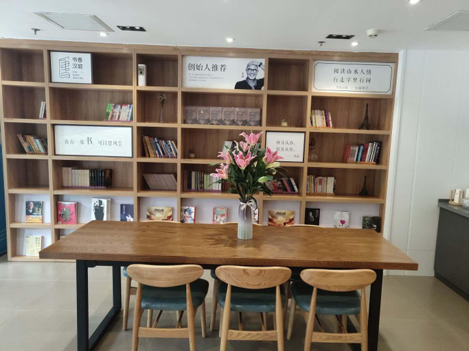 Others 5, Hanting Hotel Tianjin Dagang Jinqi Road, Tianjin