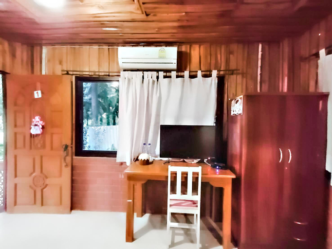 2, Palm thaew Resort, Tha Sae
