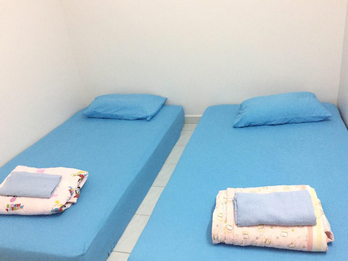 Bedroom 4, Taiping TamanLakeView Homestay! 太平湖景公园居家住宿 小康价钱, Larut and Matang