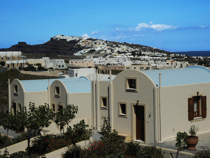 Exterior view 2, Santorini Mesotopos, South Aegean