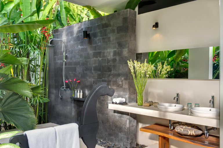 Bathroom 3, Villa Kavya, Canggu | 4-Bedroom w/ Rooftop Garden, Badung
