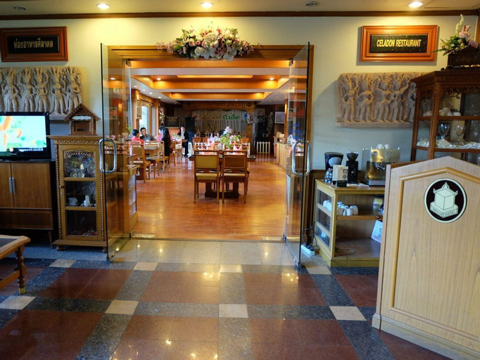 Taksila Hotel, Muang Maha Sarakam