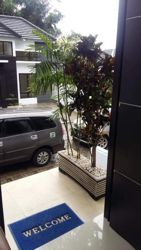 Balcony/terrace, Sdh tdk bisa dipesan melalui agoda, hanya tlp., Semarang
