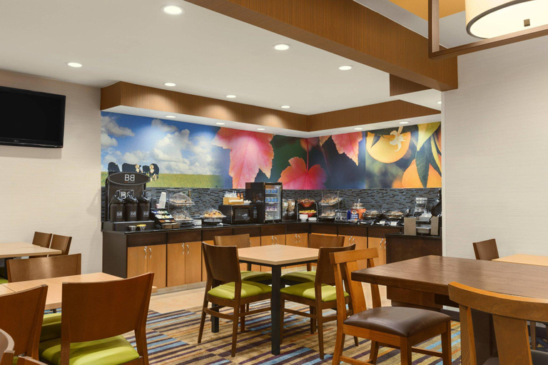 Others 5, SureStay by Best Western Mount Pleasant Racine, Racine