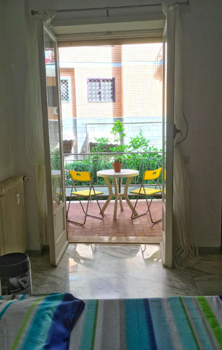 Bedroom 2, Casetta Babbuina, Rome