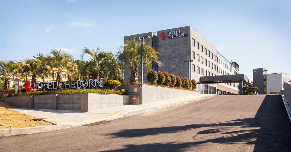 Hotel Theborn Jeju, Seogwipo