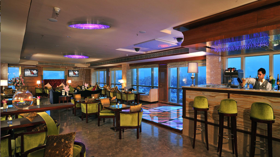 Food & Drinks 5, Skycity Hotel, Gurgaon