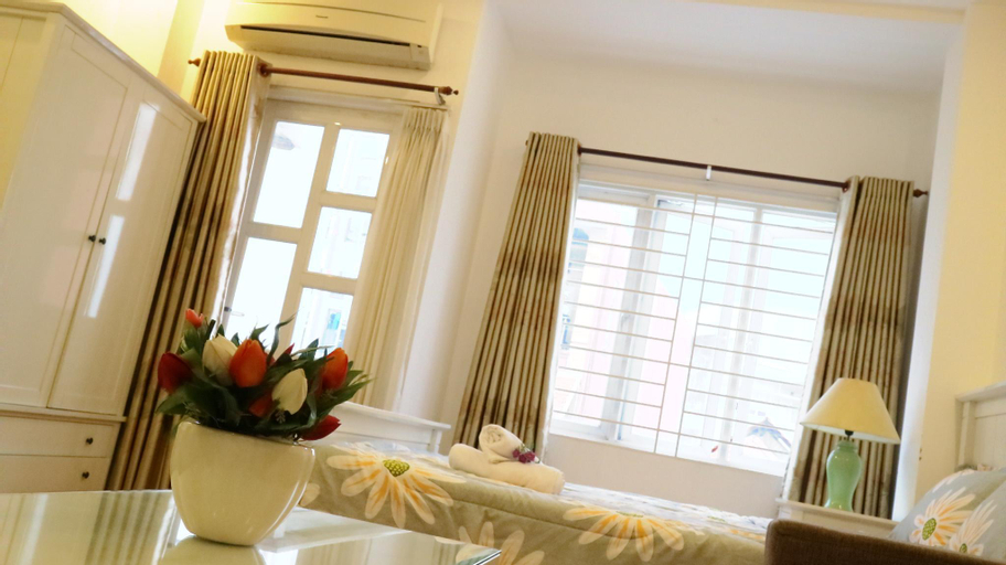 Smiley Apartment 3- 301 Seviced studio apartment with balcony, Quận 1