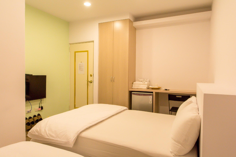 Others 5, JJ Quad room W03, Taichung