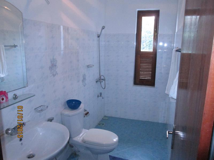 Bathroom 4, Kandy Holiday Residence, K.F.G. & G. Korale
