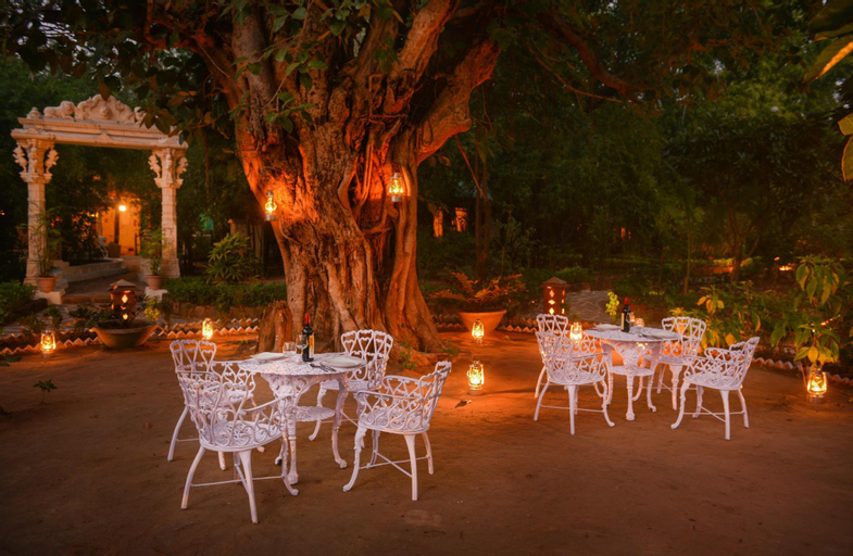 Food & Drinks 5, Syna Tiger Resort, Umaria