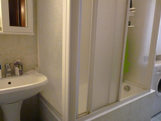 Bathroom 4, Apartment Vatican Vista, Roma