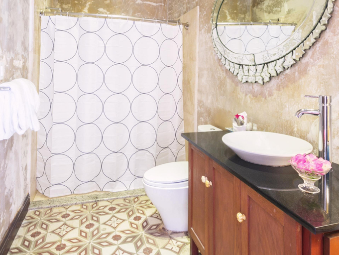 Bathroom 2, Villa Herencia Hotel