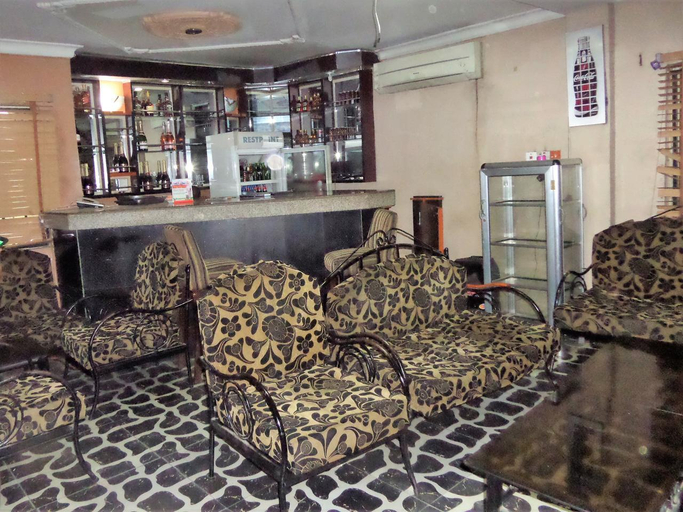 Food & Drinks 4, B & S Hotel, Ikeja