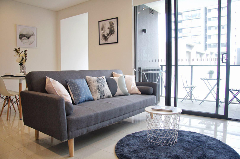 Public Area, Chic & Cozy 2 Bedroom Apartment @ Zetland, Sydney